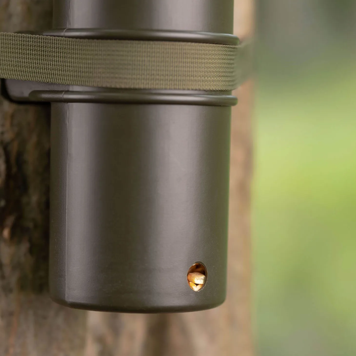 Eurohunt Waschbärfütterung Coonpipe